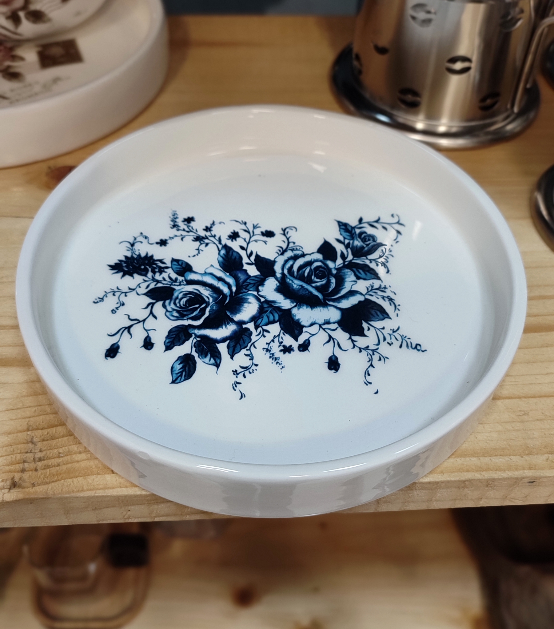 ماگ و زیرماگی سرامیکی لعابدار