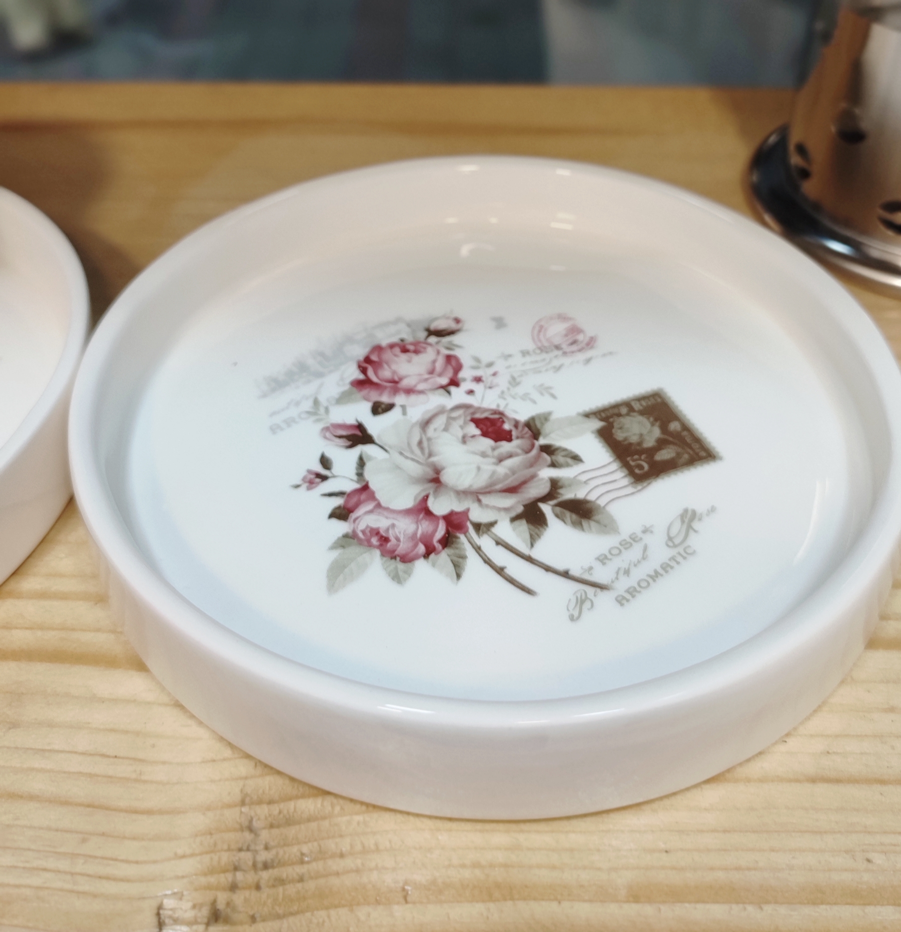 ماگ و زیرماگی سرامیکی لعابدار باکیفیت